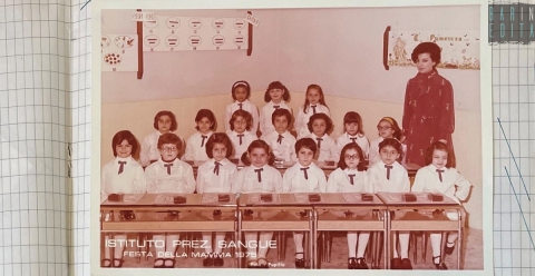 I ricordi di Maria, una delle ultime "maestre uniche": �Conservo le foto di tutti i miei alunni�